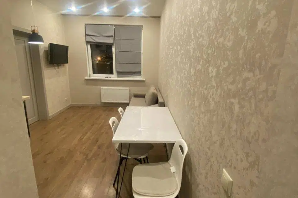 Продаётся 1-комнатная квартира, 37.6 м²
