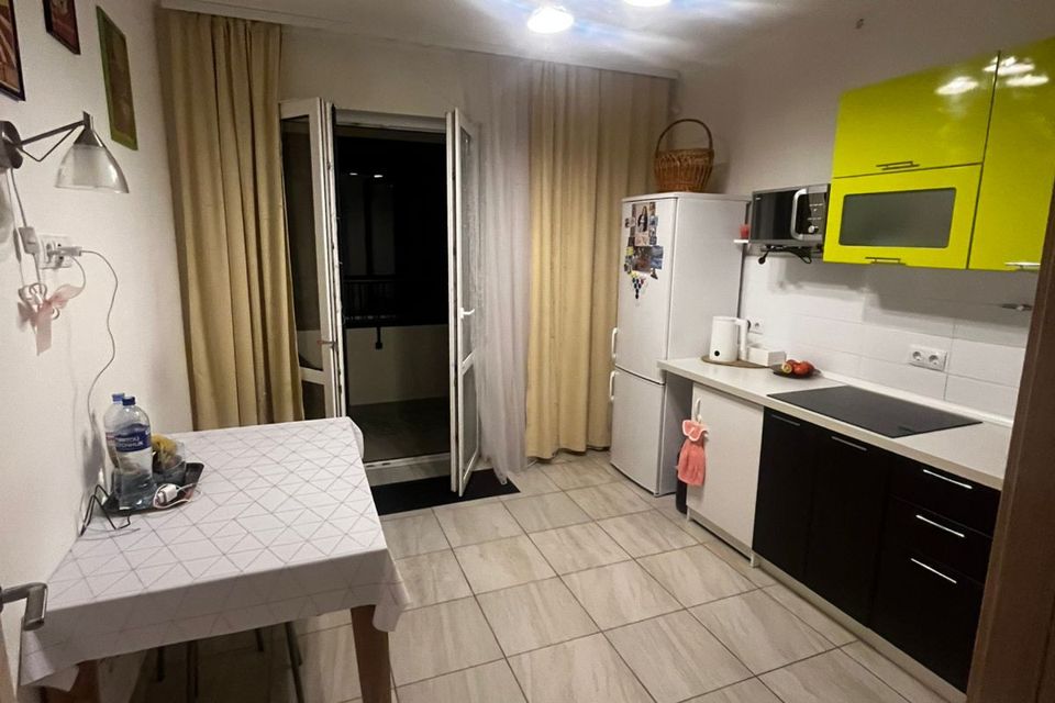 Продаётся 2-комнатная квартира, 57.2 м²