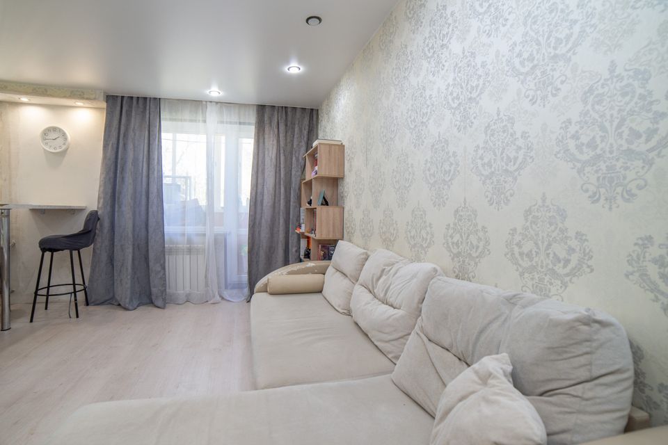 Продаётся 3-комнатная квартира, 57.9 м²