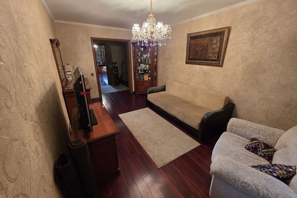 Продаётся 4-комнатная квартира, 92.6 м²