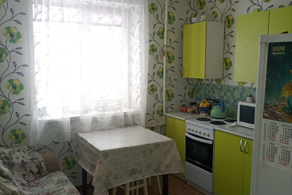 Продаётся 3-комнатная квартира, 63.6 м²