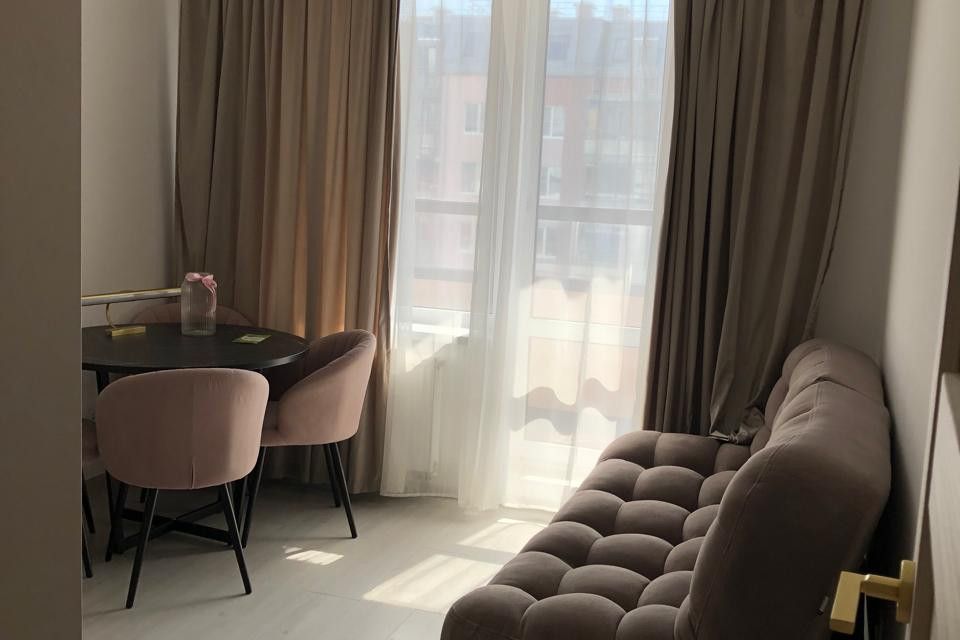 Продаётся 1-комнатная квартира, 37.6 м²