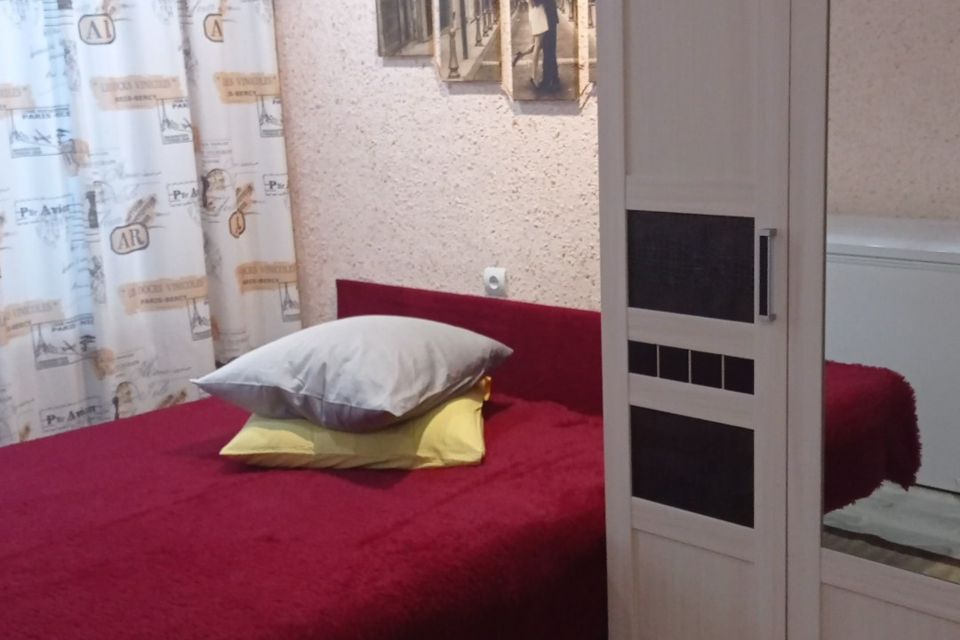 Продаётся 4-комнатная квартира, 82.6 м²
