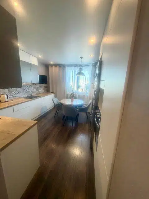 Продаётся 3-комнатная квартира, 76.3 м²
