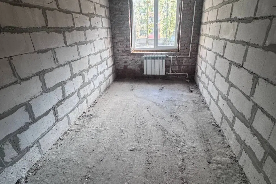Продаётся 4-комнатная квартира, 65 м²