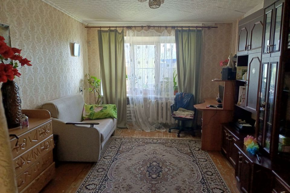 Продаётся 3-комнатная квартира, 60.1 м²