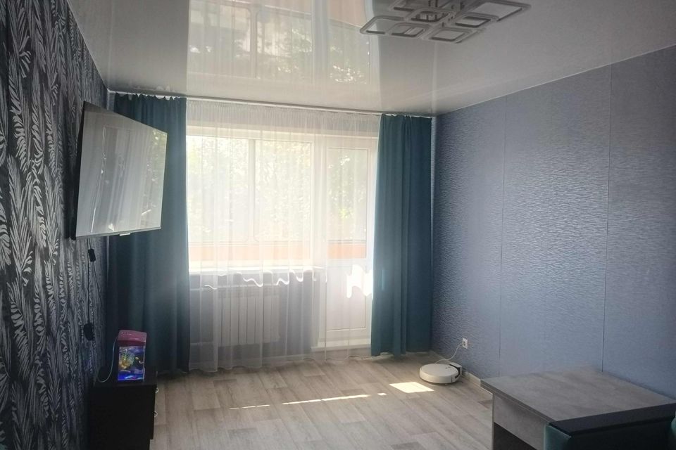 Продаётся 3-комнатная квартира, 61.5 м²