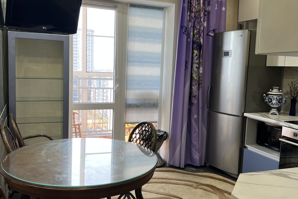 Продаётся 2-комнатная квартира, 56.6 м²