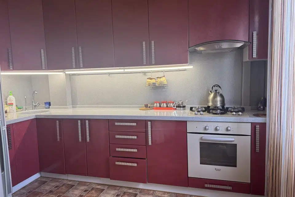 Продаётся 4-комнатная квартира, 84 м²