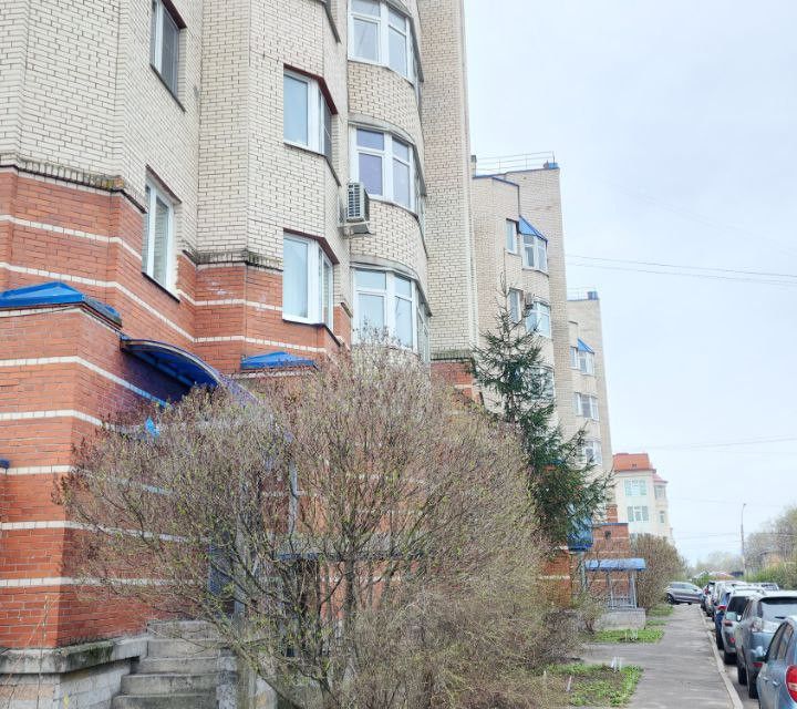 Продаётся 2-комнатная квартира, 73.2 м²