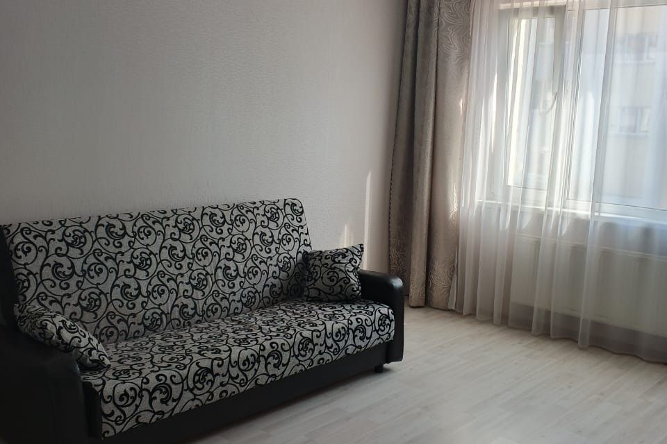 Продаётся 1-комнатная квартира, 41.2 м²