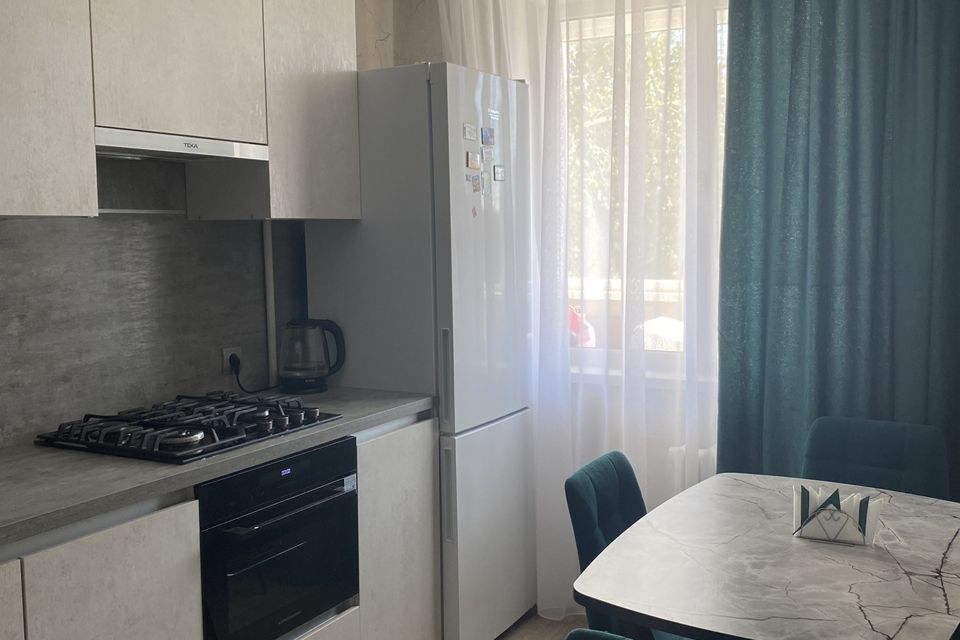 Продаётся 4-комнатная квартира, 80 м²