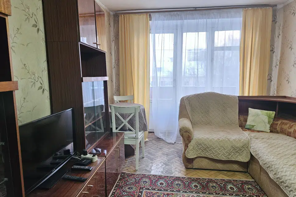 Продаётся 3-комнатная квартира, 56.6 м²