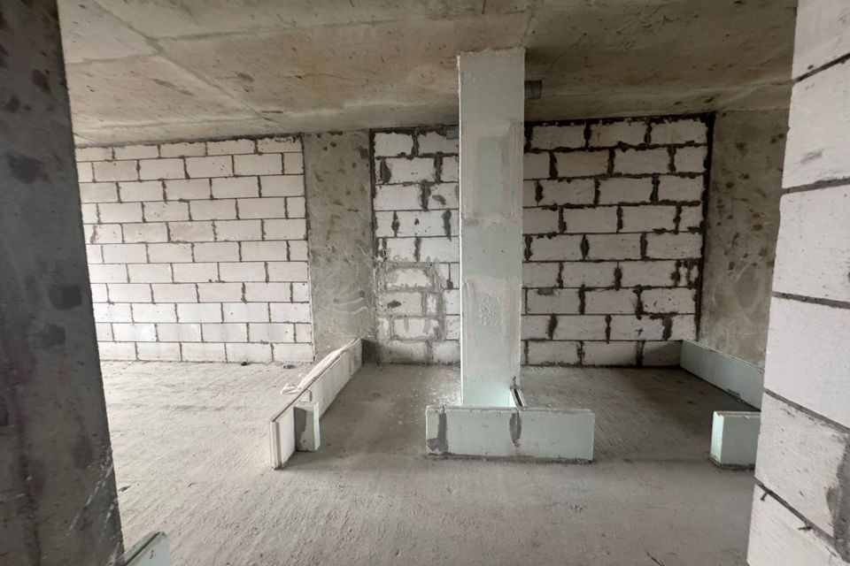 Продаётся 2-комнатная квартира, 65 м²