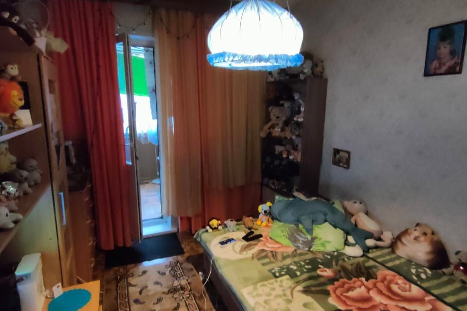 Продаётся 3-комнатная квартира, 63 м²