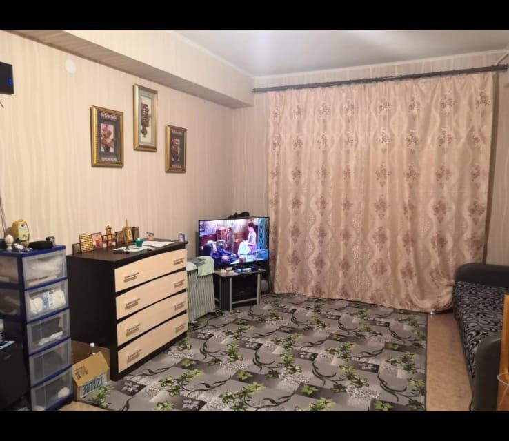 Продаётся 1-комнатная квартира, 46.6 м²