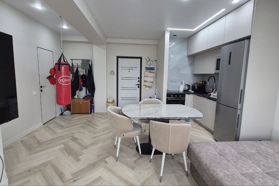 Продаётся 2-комнатная квартира, 41.5 м²