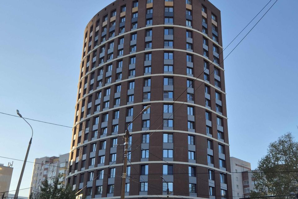 Продаётся 3-комнатная квартира, 101 м²