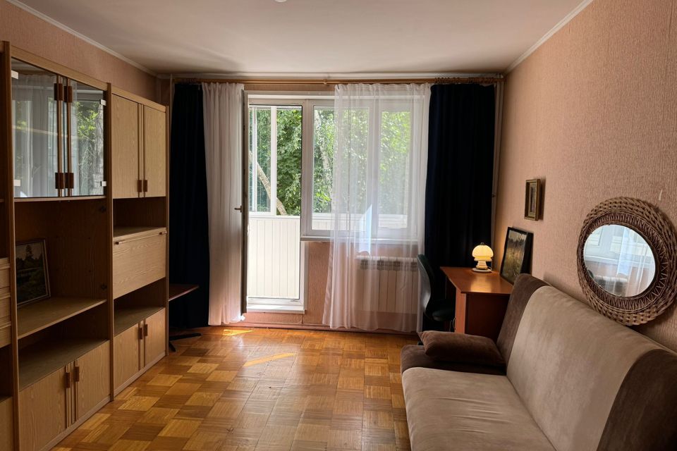 Продаётся 1-комнатная квартира, 37.8 м²