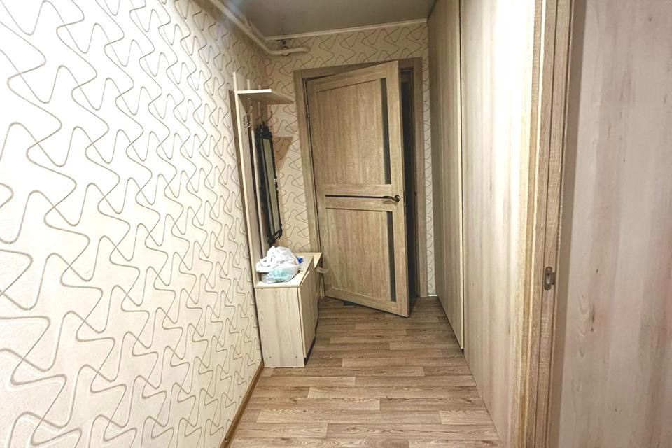 Продаётся 1-комнатная квартира, 32 м²