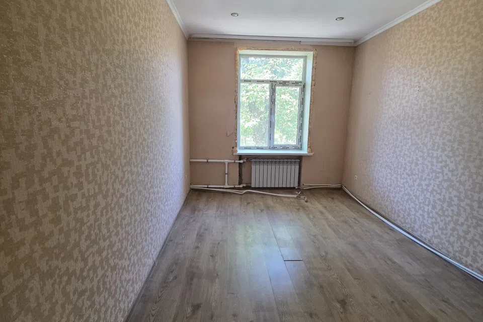 Продаётся 3-комнатная квартира, 82.5 м²