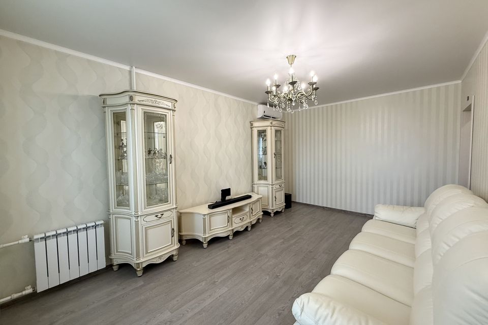 Продаётся 4-комнатная квартира, 94.1 м²