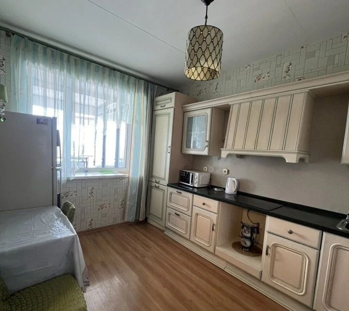 Сдаётся 2-комнатная квартира, 71 м²