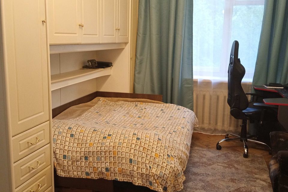 Продаётся 1-комнатная квартира, 32 м²
