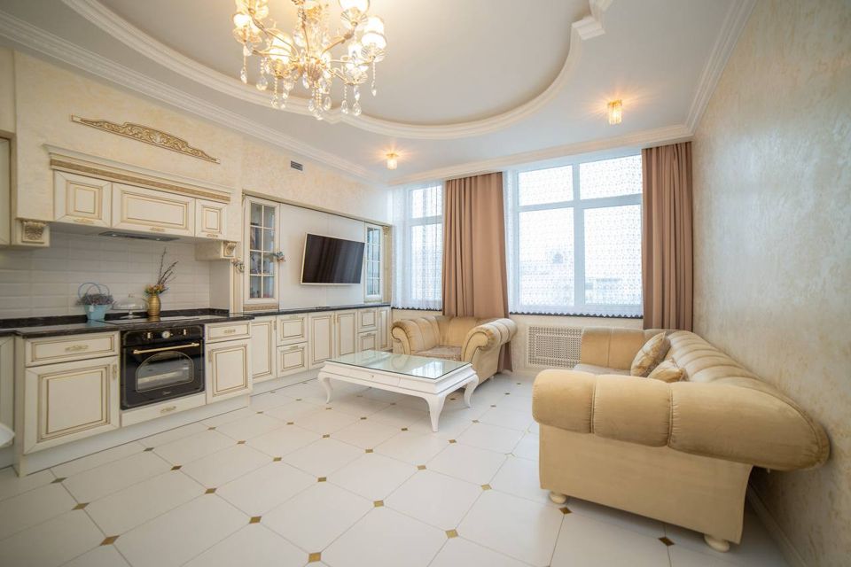 Продаётся 2-комнатная квартира, 120 м²