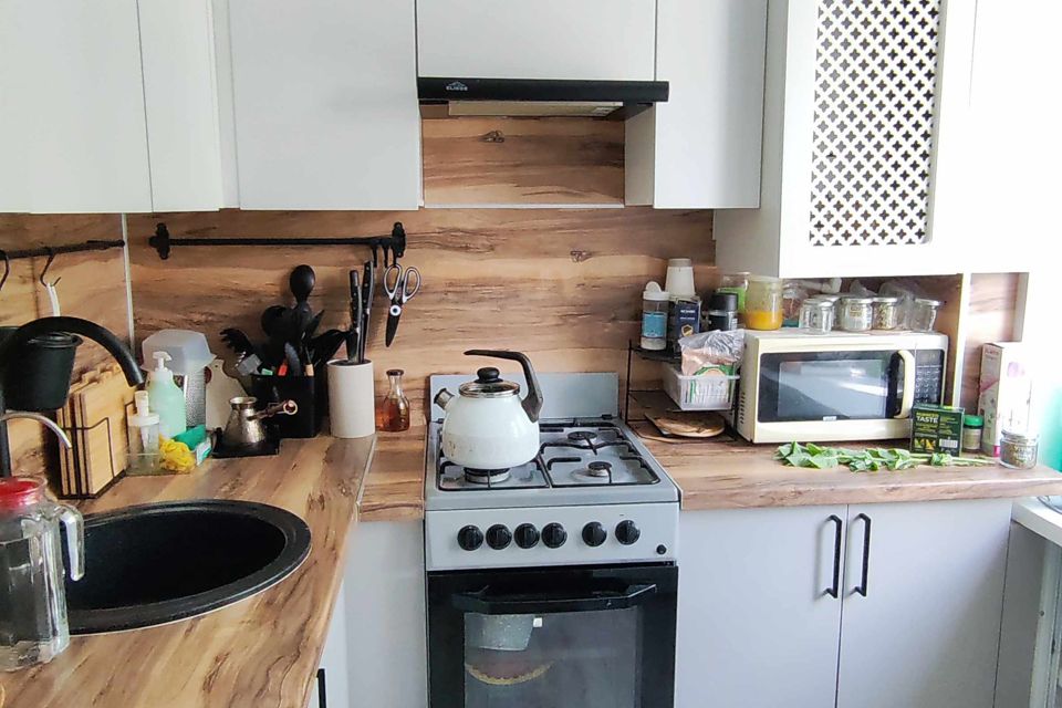 Продаётся 4-комнатная квартира, 62 м²