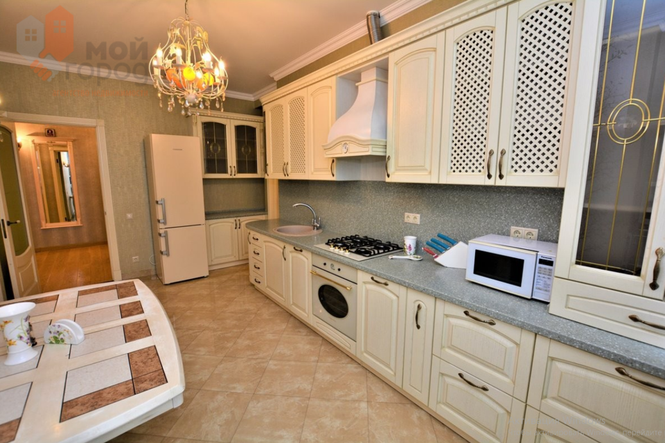 Продаётся 2-комнатная квартира, 78 м²