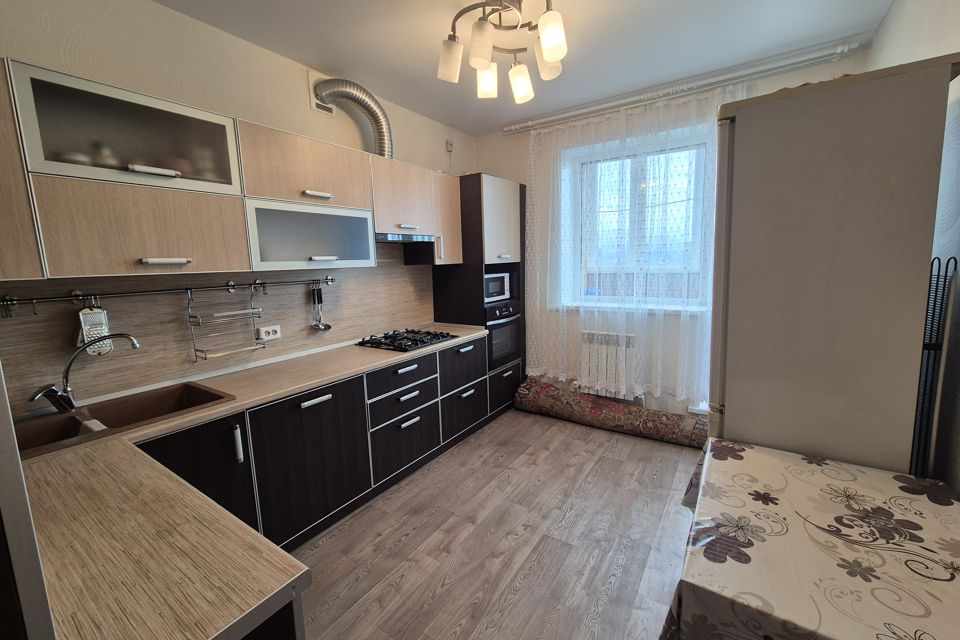 Сдаётся 1-комнатная квартира, 43 м²