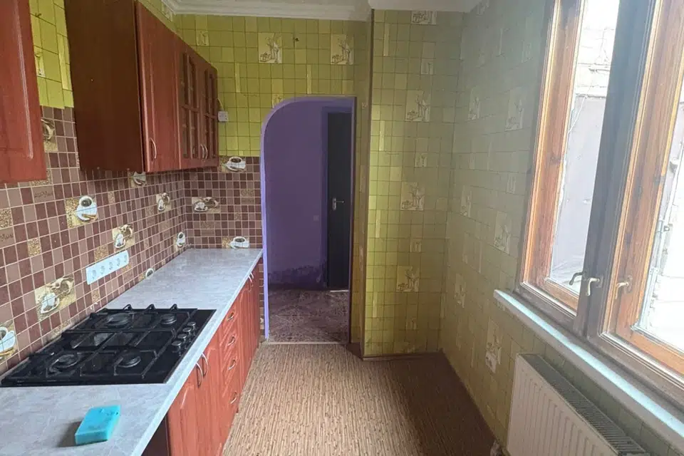Продаётся 3-комнатная квартира, 40 м²