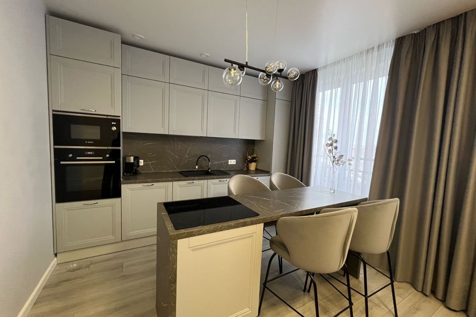 Продаётся 2-комнатная квартира, 56.3 м²