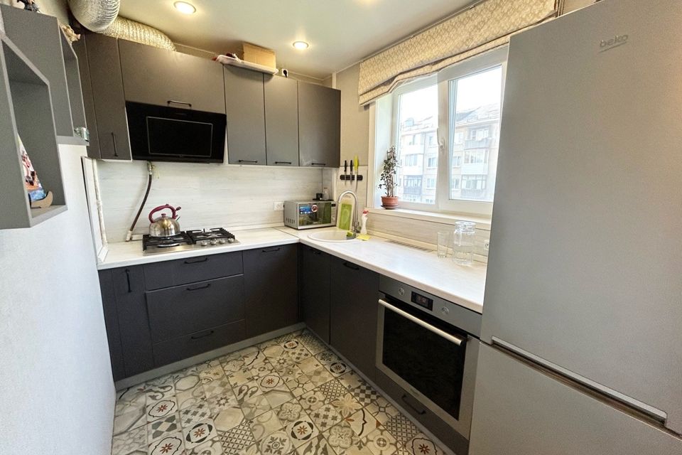Продаётся 3-комнатная квартира, 53.9 м²