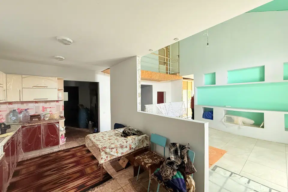 Продаётся 2-этажный дом, 200 м²