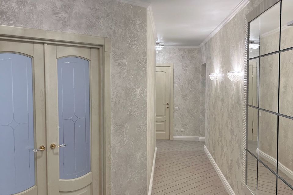 Продаётся 3-комнатная квартира, 95.6 м²