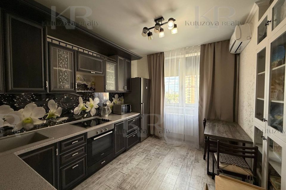 Продаётся 1-комнатная квартира, 35.7 м²
