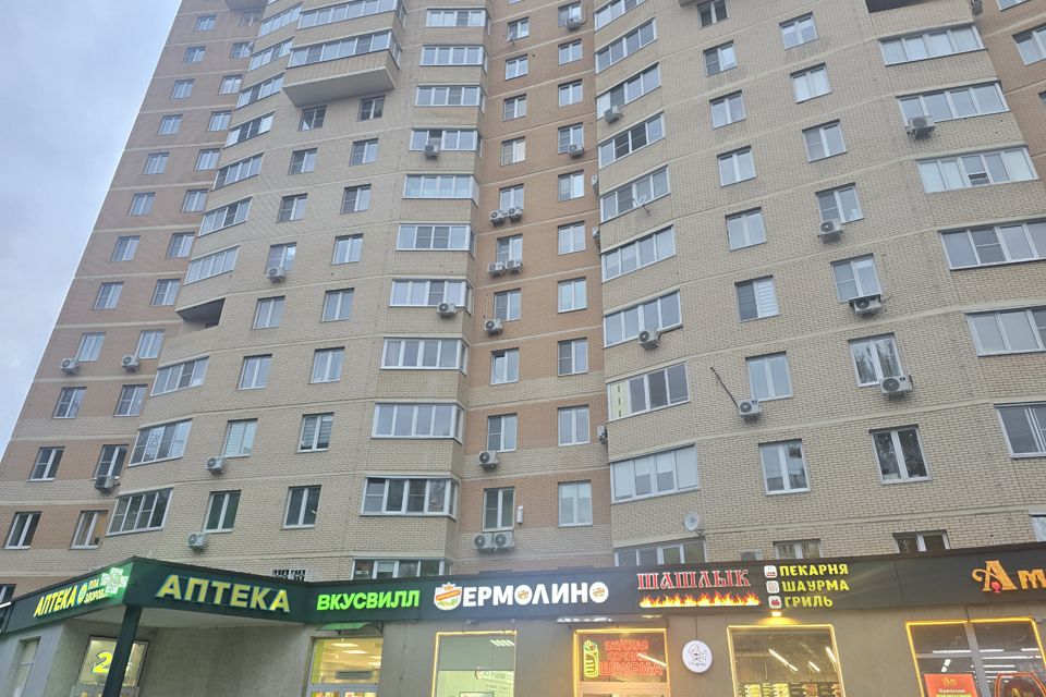 Продаётся 3-комнатная квартира, 98.3 м²