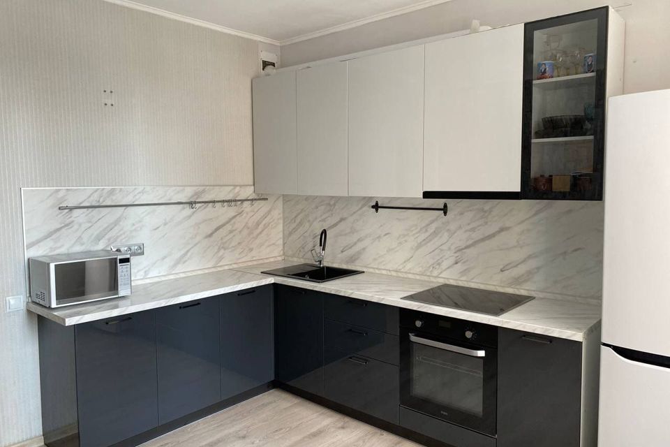 Продаётся 3-комнатная квартира, 81.3 м²