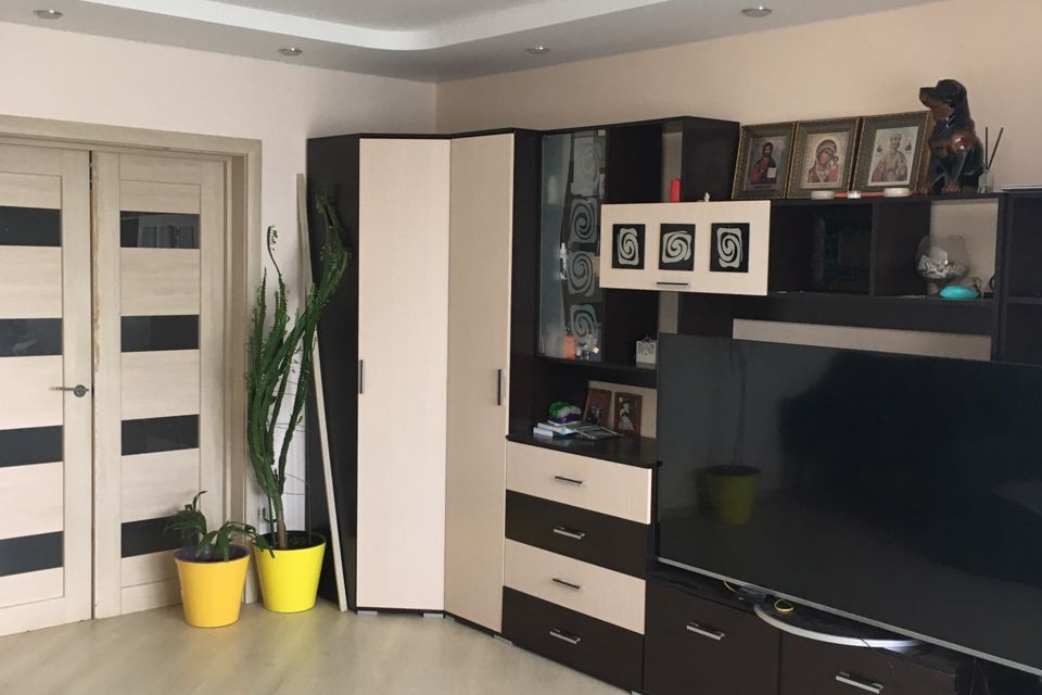 Продаётся 3-комнатная квартира, 72.4 м²