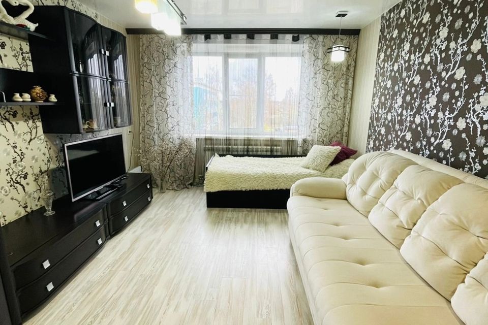 Продаётся 3-комнатная квартира, 65.2 м²