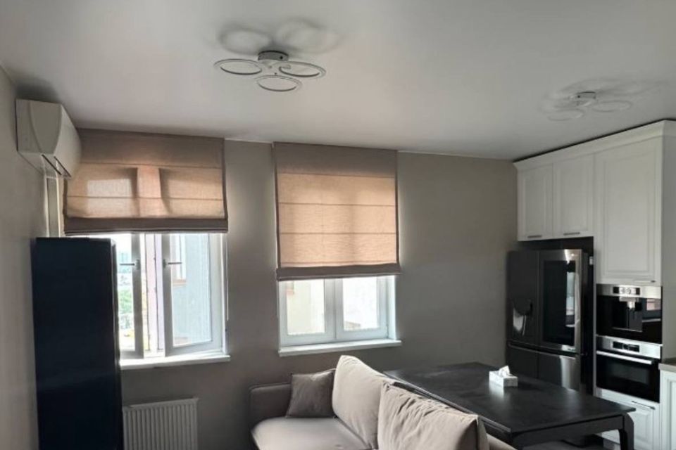 Продаётся 2-комнатная квартира, 58 м²
