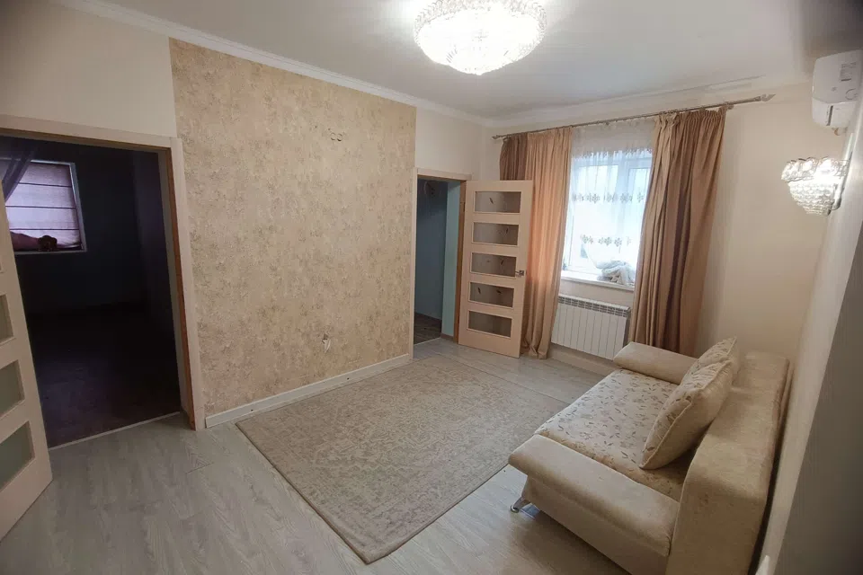 Продаётся 2-этажный дом, 140 м²