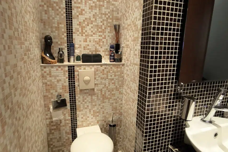 Продаётся 4-комнатная квартира, 146 м²