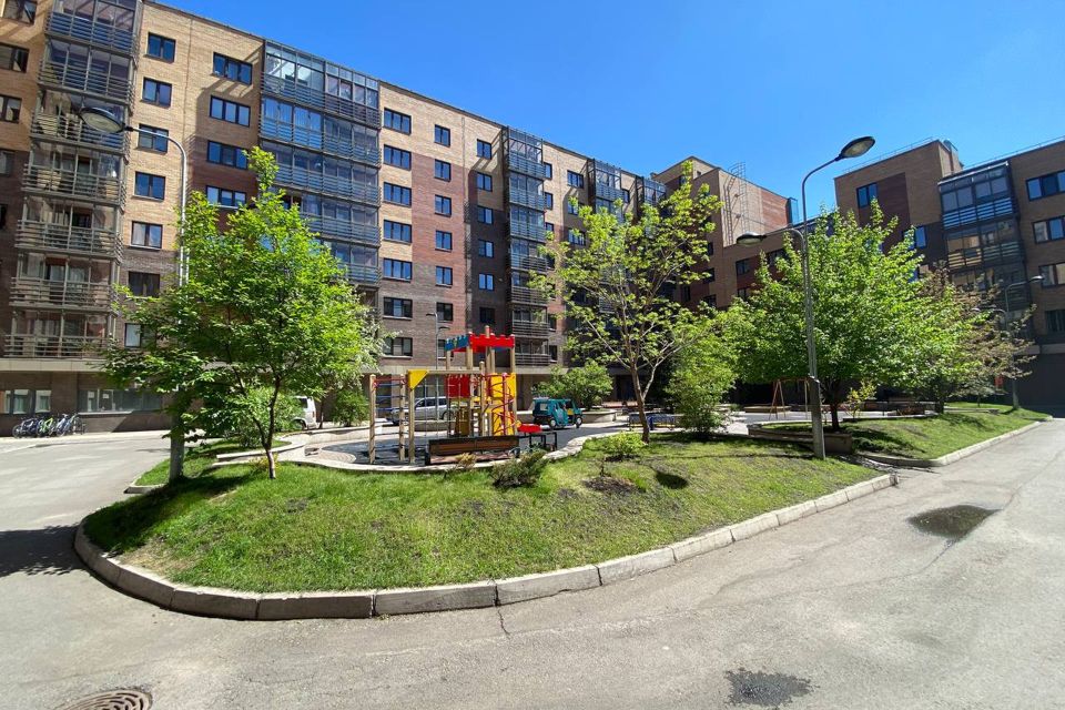 Продаётся 2-комнатная квартира, 69.4 м²
