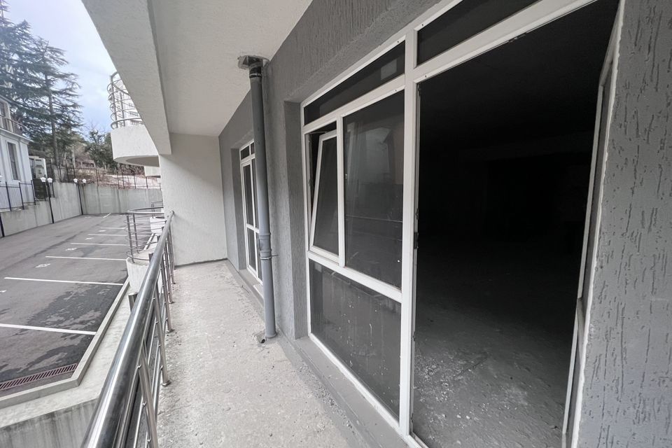 Продаётся студия, 105.5 м²
