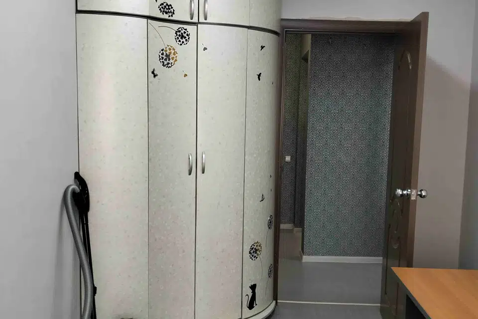 Продаётся 3-комнатная квартира, 61.6 м²