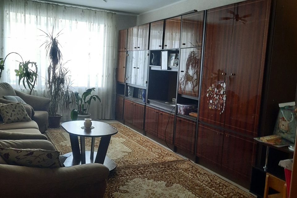 Продаётся 2-комнатная квартира, 57 м²