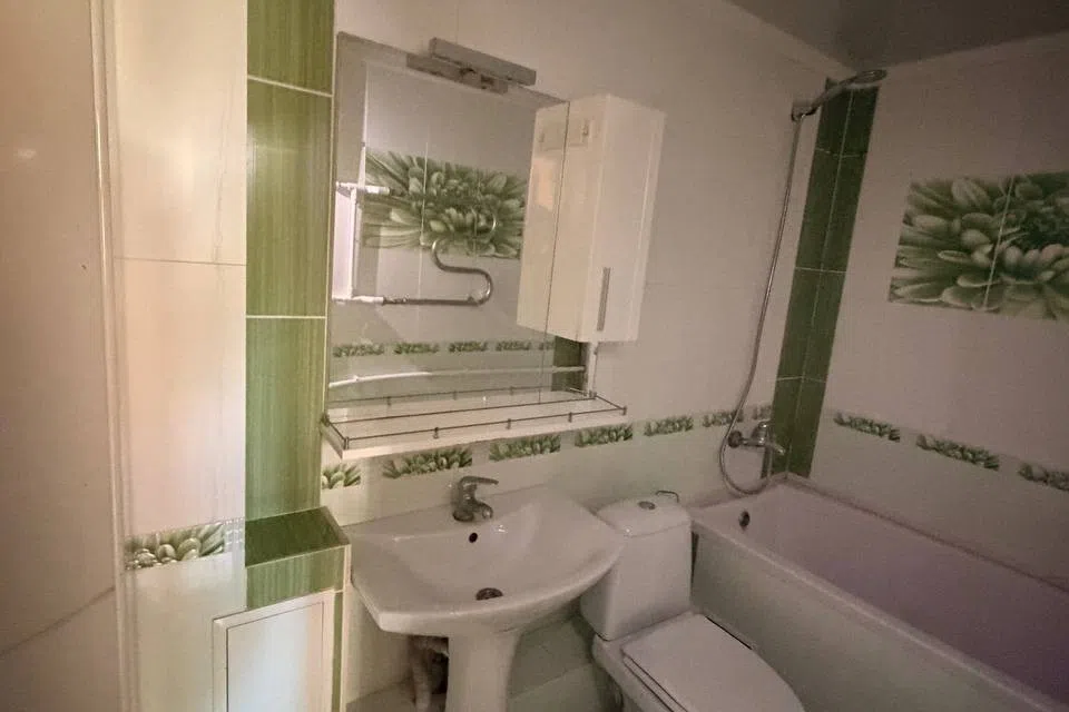 Продаётся 2-комнатная квартира, 65.6 м²